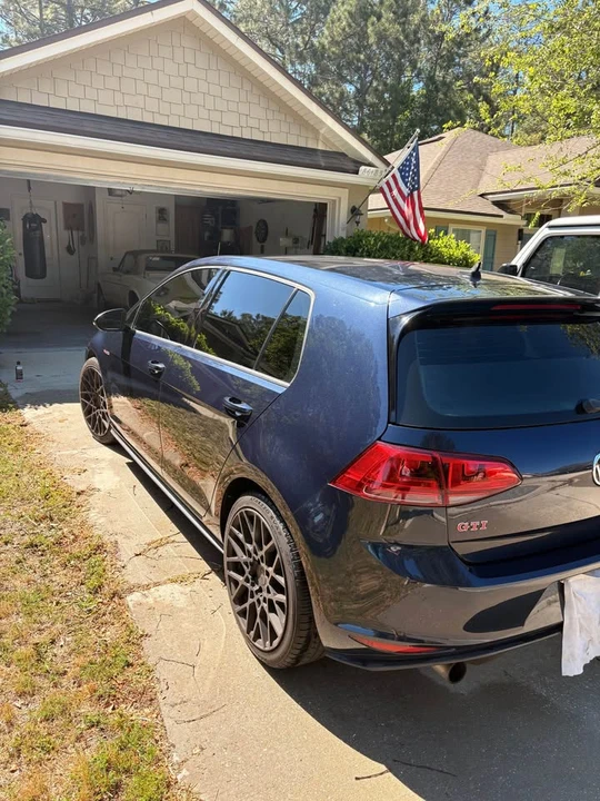 2017 Volkswagen GTI Mk7 - Image 3 of 15