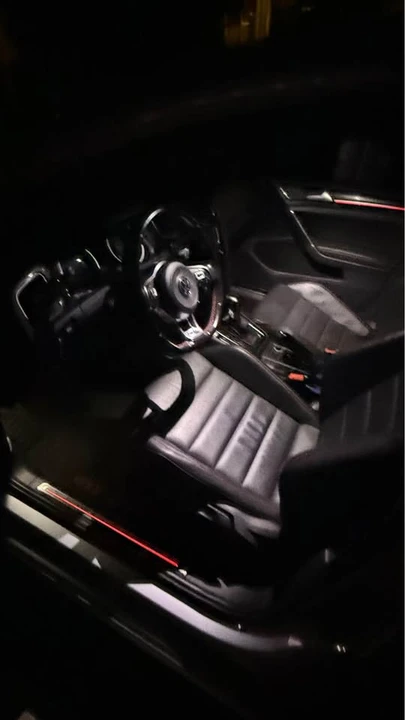 2017 Volkswagen GTI Mk7 - Image 9 of 10