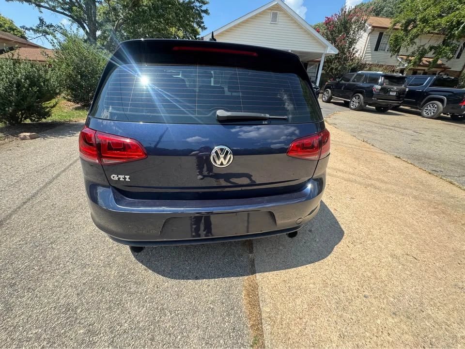 2017 Volkswagen GTI Mk7 - Image 8 of 11