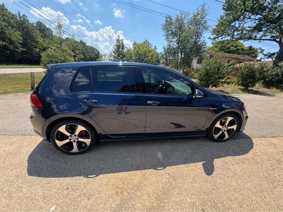2017 Volkswagen GTI Mk7 - Image 9 of 11