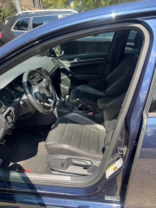 2017 Volkswagen GTI Mk7 - Image 4 of 11
