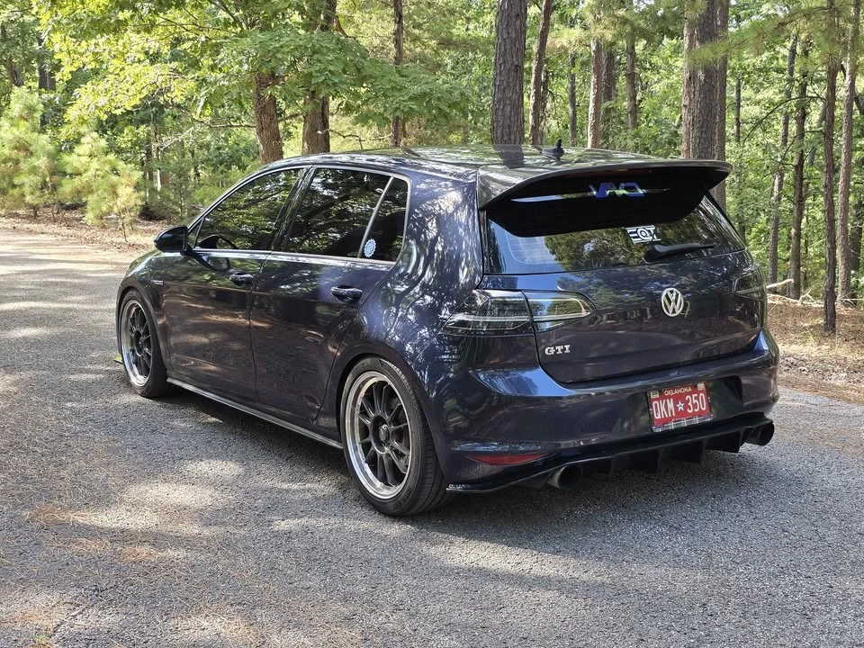 2017 Volkswagen GTI Mk7 - Image 2 of 11