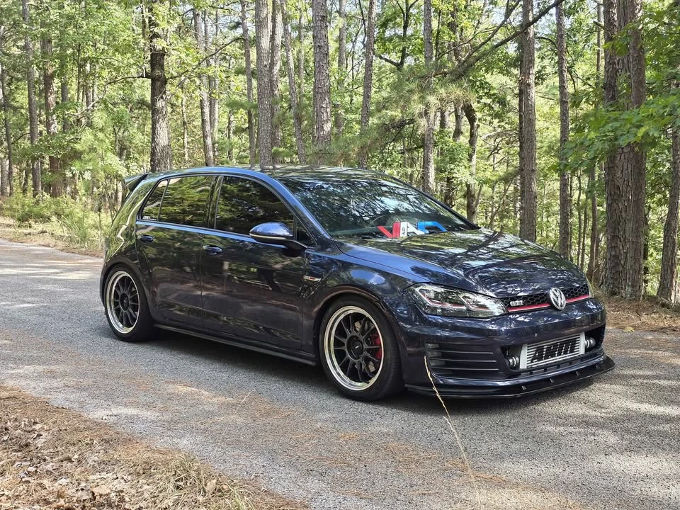 2017 Volkswagen GTI Mk7 - Image 6 of 11