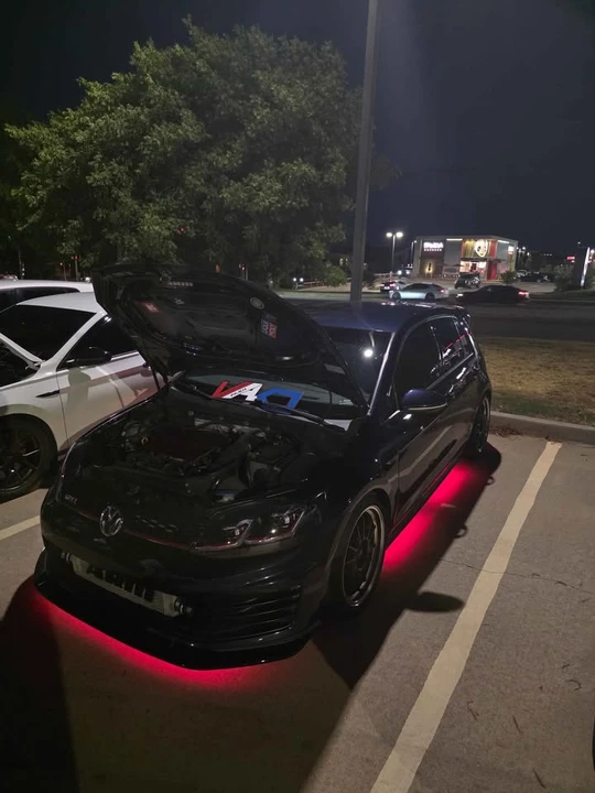 2017 Volkswagen GTI Mk7 - Image 10 of 11