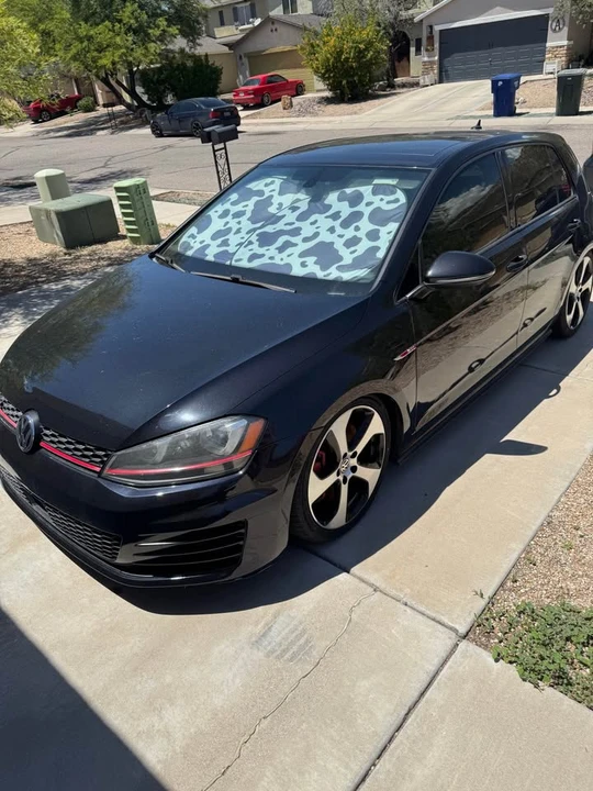 2017 Volkswagen GTI Mk7 - Image 2 of 6