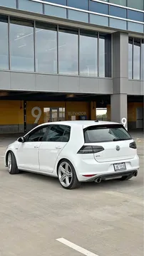2017 Volkswagen GTI 2.0T Hatchback Sedan 4D