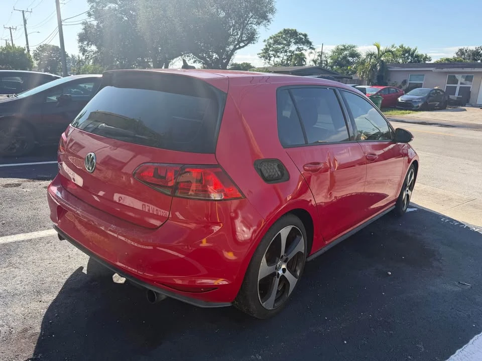2017 Volkswagen GTI Mk7 - Image 3 of 8