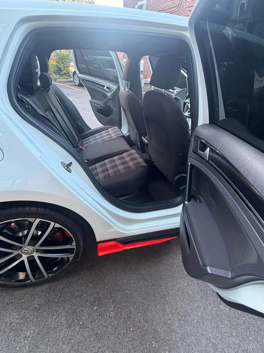 2017 Volkswagen GTI Mk7 - Image 11 of 20