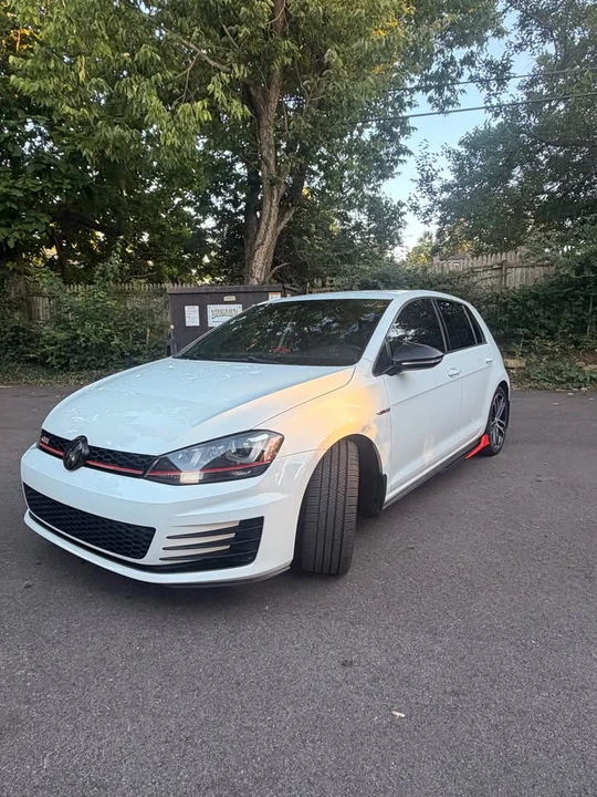 2017 Volkswagen GTI Mk7 - Image 17 of 20