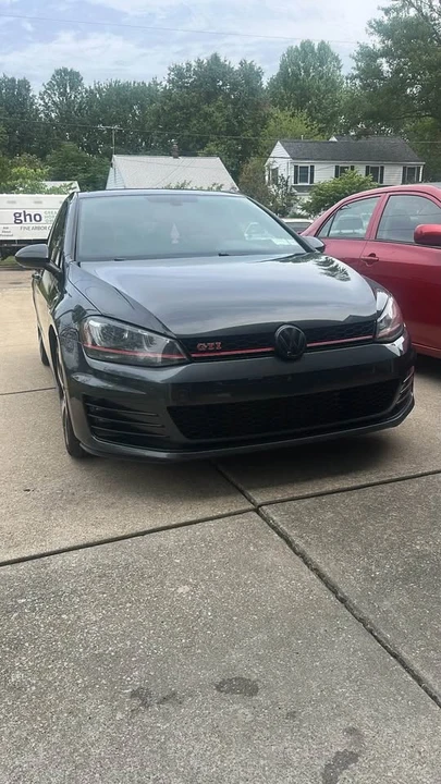 2017 Volkswagen GTI Mk7 - Image 4 of 7
