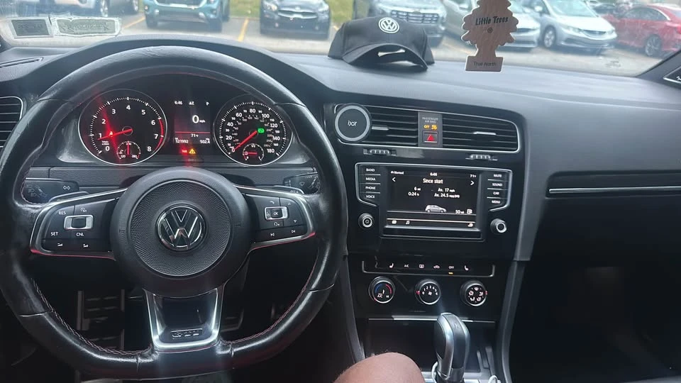 2017 Volkswagen GTI Mk7 - Image 5 of 7