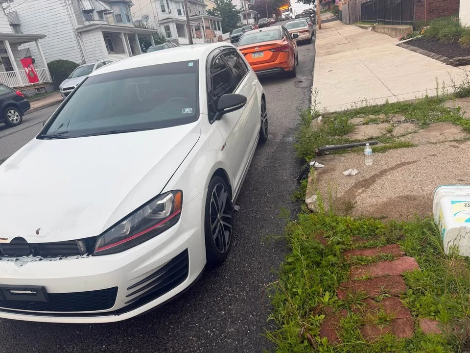 2017 Volkswagen GTI Mk7 - Image 7 of 9