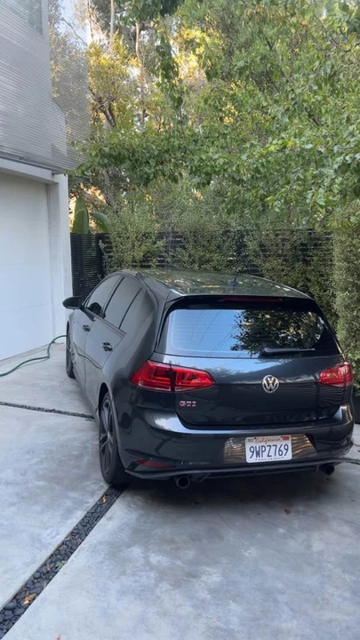 2017 Volkswagen GTI Mk7 - Image 2 of 5