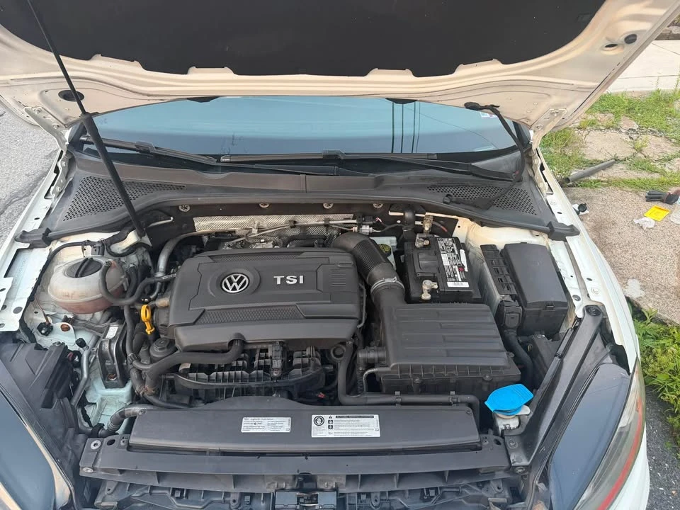2017 Volkswagen GTI Mk7 - Image 3 of 9