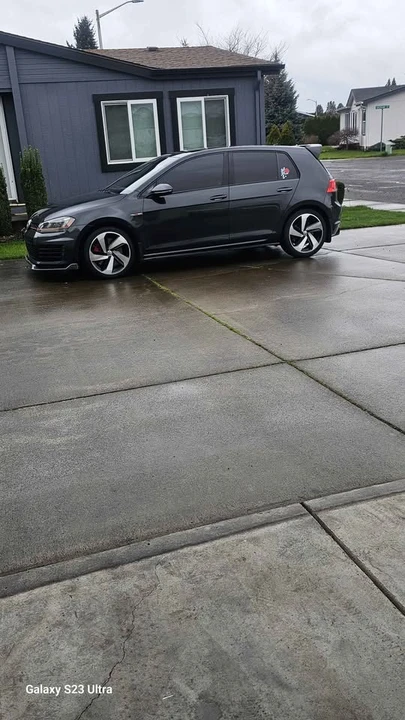 2017 Volkswagen GTI Mk7 - Image 19 of 20