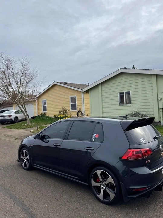 2017 Volkswagen GTI Mk7 - Image 4 of 20