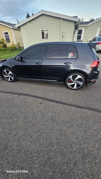 2017 Volkswagen GTI Mk7 - Image 2 of 20