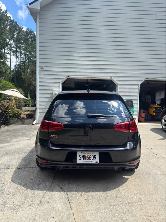 2017 Volkswagen GTI Mk7 - Image 6 of 9