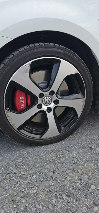 2017 Volkswagen GTI Mk7 - Image 14 of 18