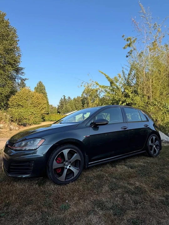 2017 Volkswagen GTI Mk7 - Image 2 of 11