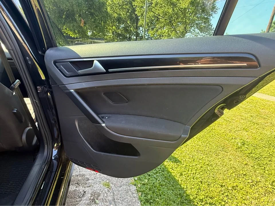 2017 Volkswagen GTI Mk7 - Image 12 of 19