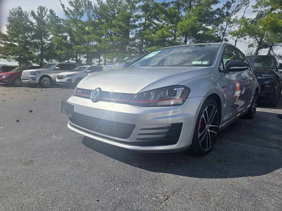2017 Volkswagen GTI Mk7 - Image 2 of 7