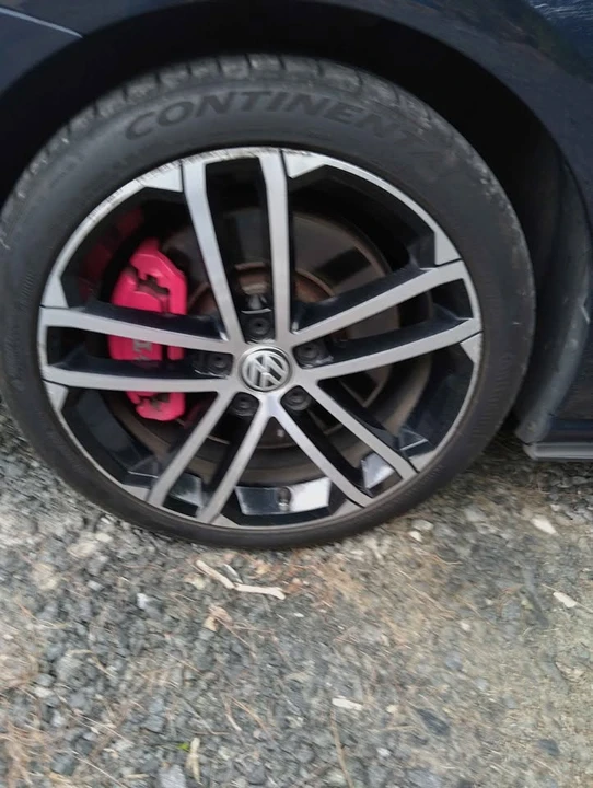 2017 Volkswagen GTI Mk7 - Image 4 of 10