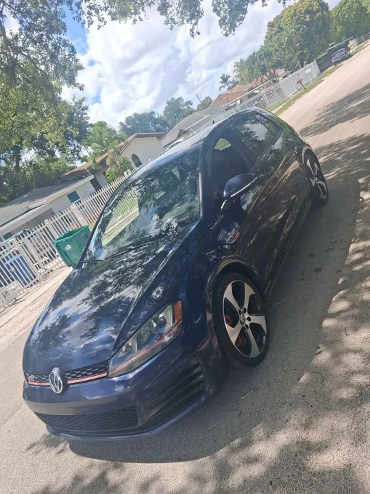2017 Volkswagen GTI Mk7 - Image 5 of 9