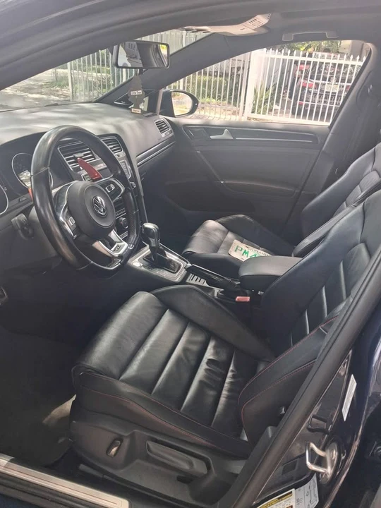 2017 Volkswagen GTI Mk7 - Image 7 of 9