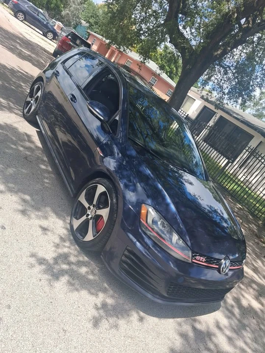 2017 Volkswagen GTI Mk7 - Image 6 of 9