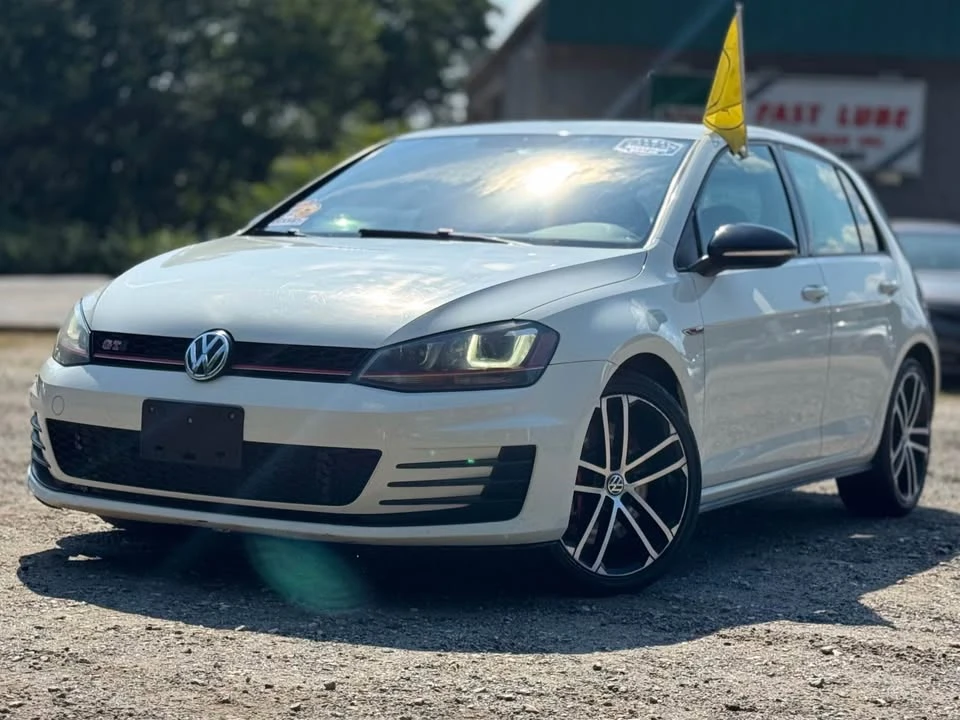 2017 Volkswagen GTI Mk7 - Image 2 of 18