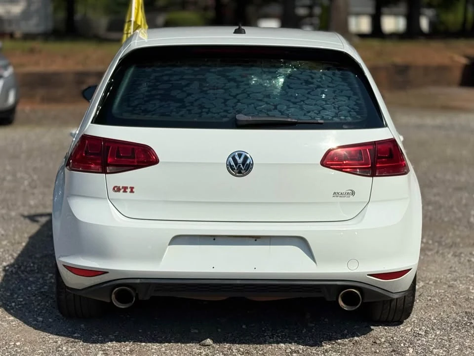 2017 Volkswagen GTI Mk7 - Image 9 of 18