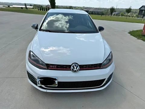 2017 Volkswagen Golf GTI SE