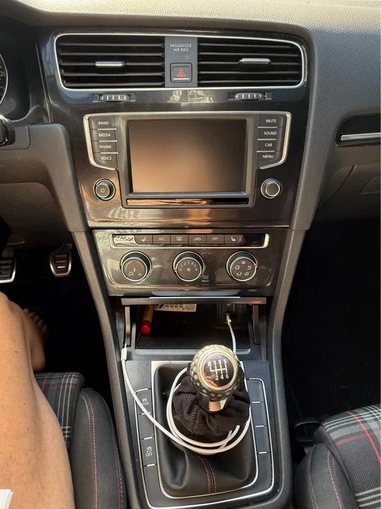 2017 Volkswagen GTI Mk7 - Image 9 of 11