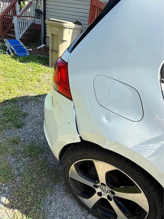 2017 Volkswagen GTI Mk7 - Image 7 of 11