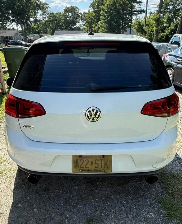 2017 Volkswagen GTI Mk7 - Image 4 of 11