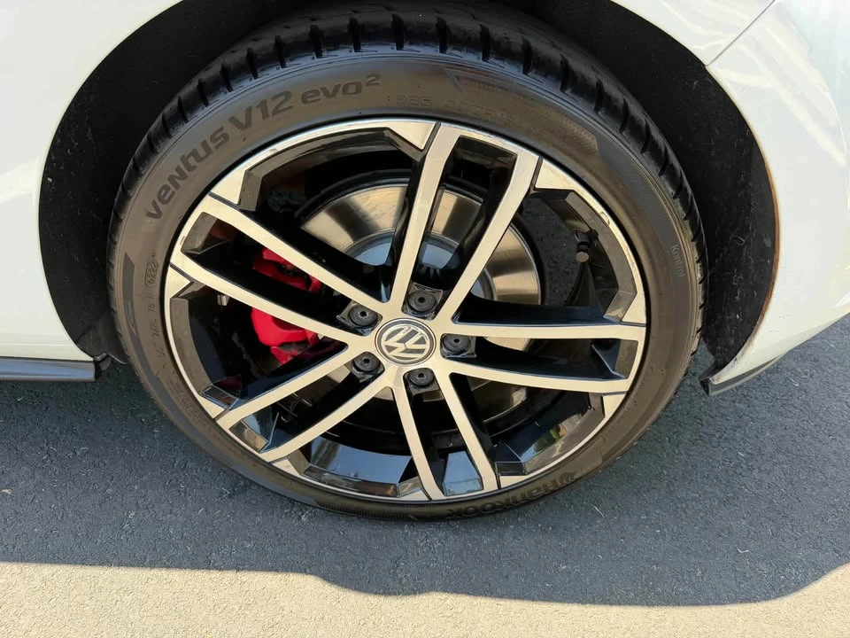 2017 Volkswagen GTI Mk7 - Image 10 of 12