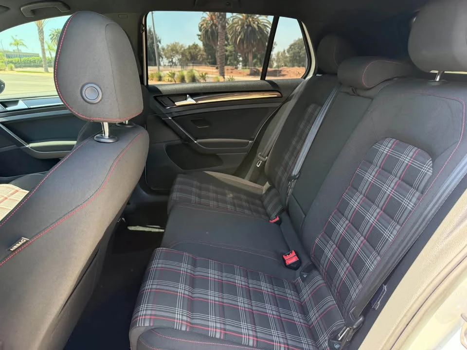 2017 Volkswagen GTI Mk7 - Image 6 of 12