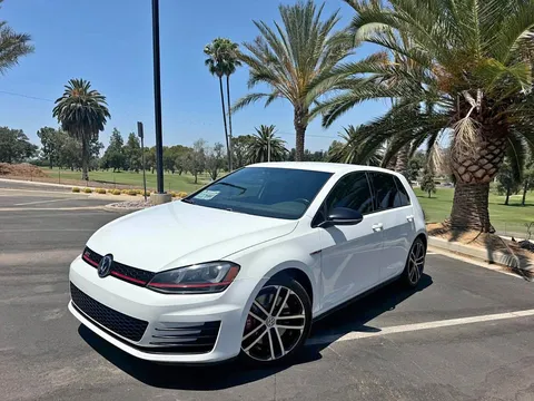 2017 Volkswagen GTI Hatchback Sedan 4D