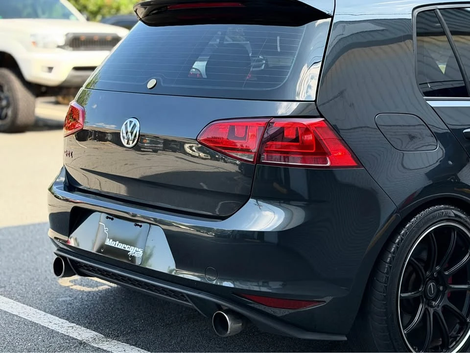 2017 Volkswagen GTI Mk7 - Image 9 of 15