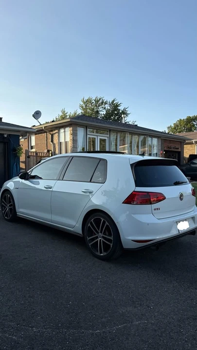 2017 Volkswagen GTI Mk7 - Image 3 of 11