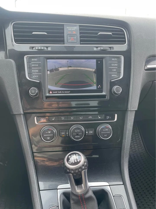 2017 Volkswagen GTI Mk7 - Image 6 of 7