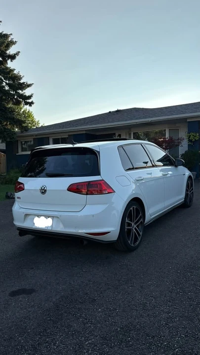 2017 Volkswagen GTI Mk7 - Image 4 of 11