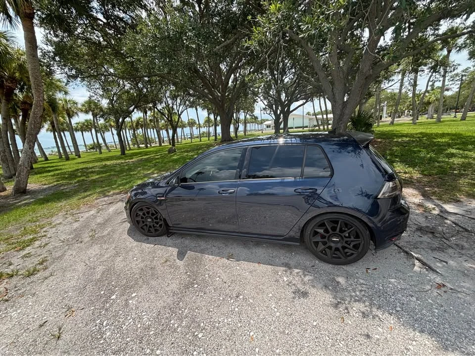 2017 Volkswagen GTI Mk7 - Image 4 of 18
