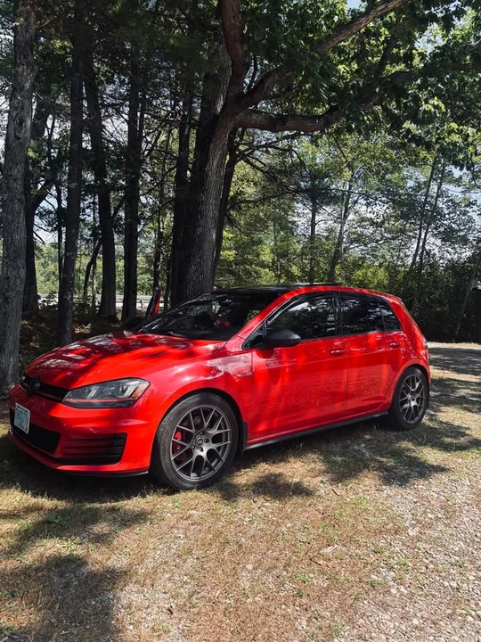 2017 Volkswagen GTI Mk7 - Image 3 of 4