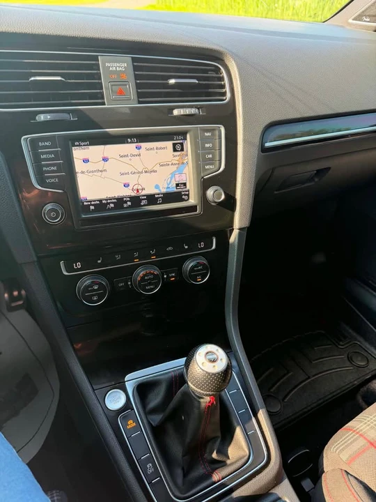 2017 Volkswagen GTI Mk7 - Image 19 of 20