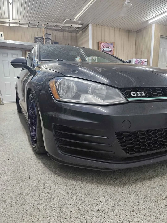 2017 Volkswagen GTI Mk7 - Image 6 of 17