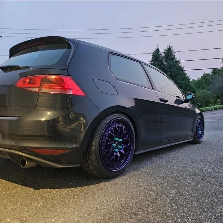 2017 Volkswagen GTI Mk7 - Image 2 of 17