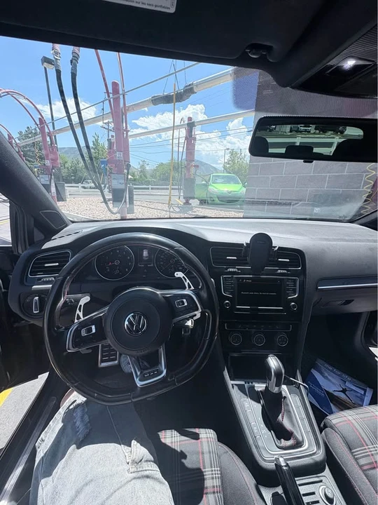 2017 Volkswagen GTI Mk7 - Image 2 of 20