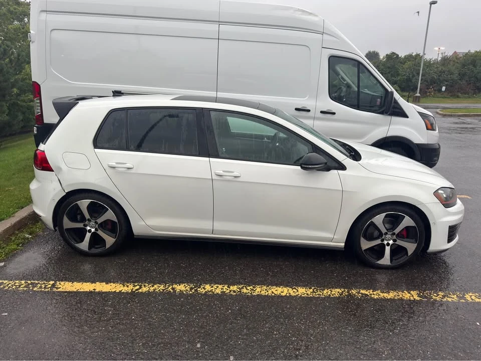 2017 Volkswagen GTI Mk7 - Image 4 of 10